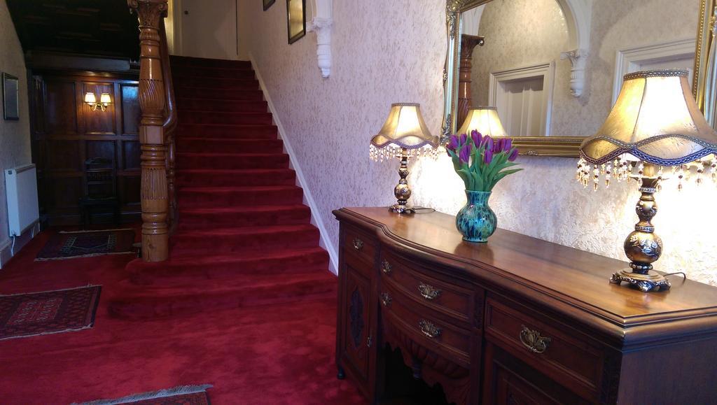 Lochinver Guesthouse Ayr Esterno foto