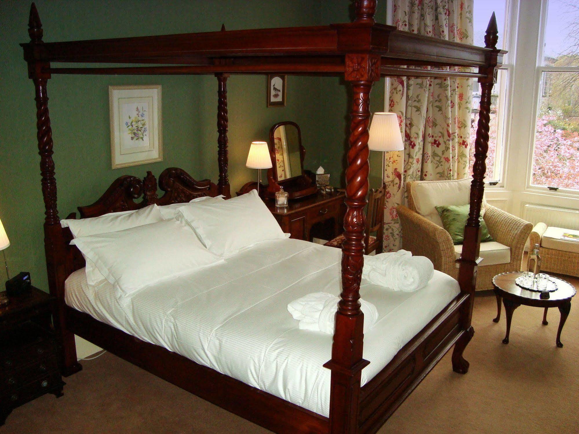 Lochinver Guesthouse Ayr Esterno foto
