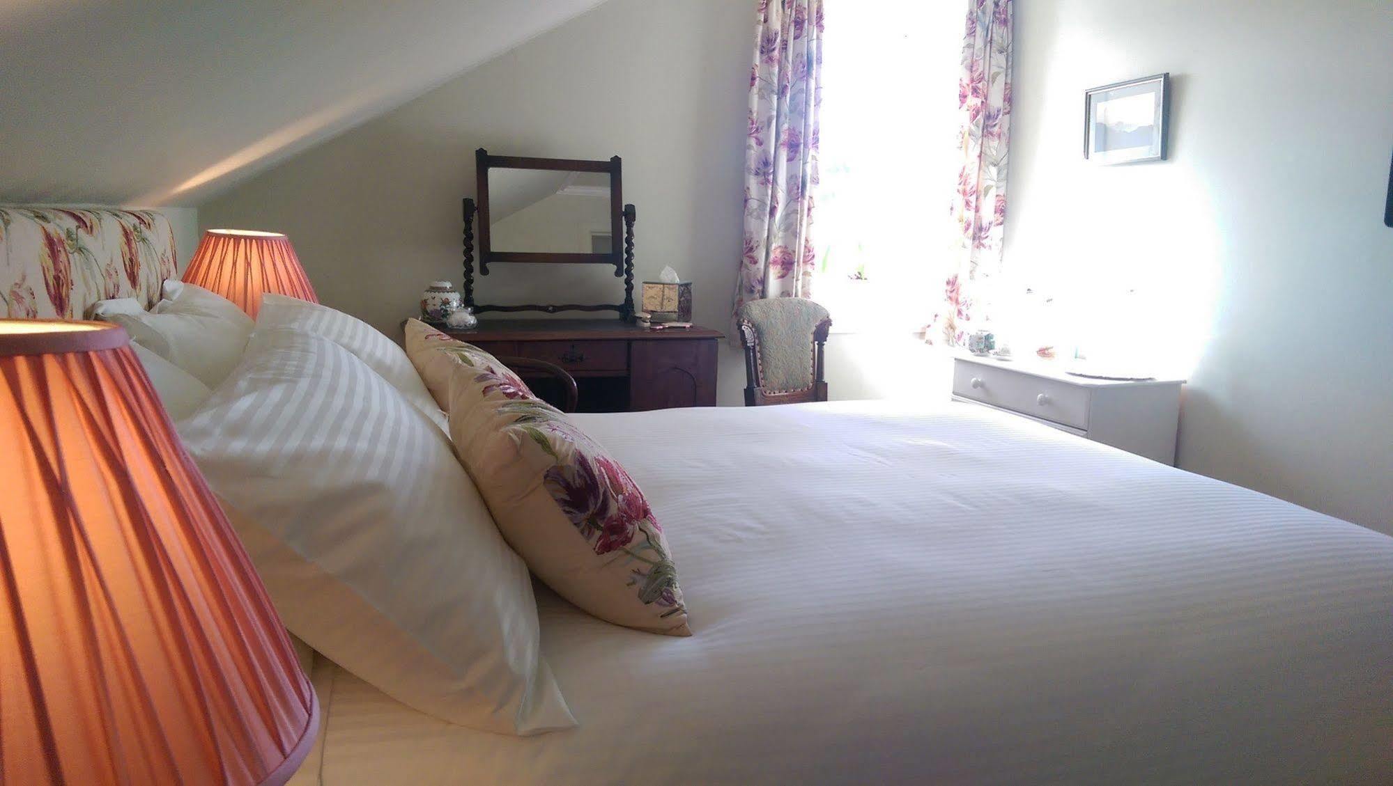 Lochinver Guesthouse Ayr Esterno foto